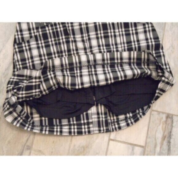 NEW IZOD women's size 2 black/white skort MSRP $80 - Picture 4 of 6